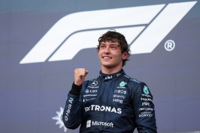Antonelli to keep number 12 as Wolff defends Russell