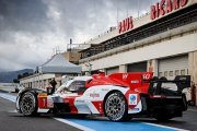 Toyota a dévoilé son prototype GR010 hybride évolué pour la saison 2022 du WEC