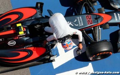 Button donne satisfaction à Eric Boullier