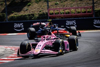 F2, Hungaroring, Course Sprint&nbsp;: Mini gagne, Tsolov abandonne