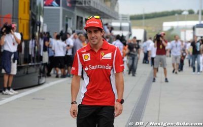 Alonso, le favori de Minardi pour le titre de champion