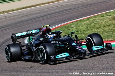 Imola, FP2: Bottas continues to set the pace as Verstappen hits trouble