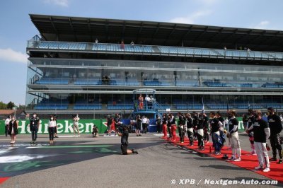 Kneeling absence ’not end of the world’ - Hamilton