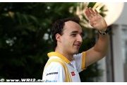 Kubica has eight-hour elbow surgery