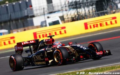 Grosjean on move as Lotus shifts gear