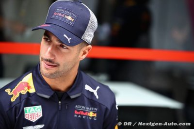 Ricciardo says Renault switch ’terrifying’