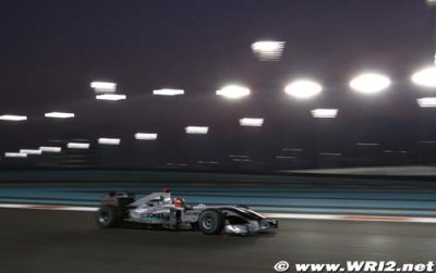 Chez Mercedes l’un rit et l’autre pas du tout