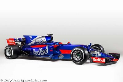 La STR12, la voiture de la dernière chance pour Sainz et Kvyat
