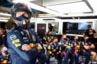 Red Bull critique des triplés de course ‘brutaux’ pour les équipes de F1