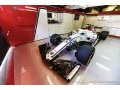 Photos - Haas F1 and Sauber on track in Barcelona