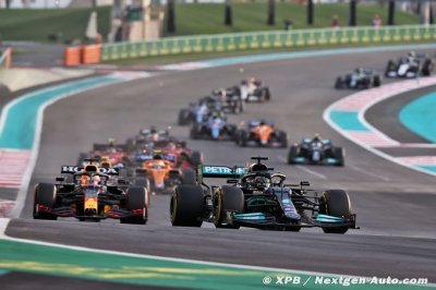 Un mauvais départ qui a failli coûter cher à Verstappen à Abu Dhabi