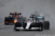 Verstappen et Vettel se voient difficilement rattraper Hamilton au championnat