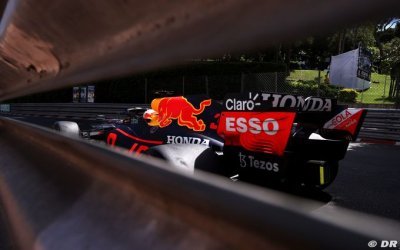 Red Bull défie Mercedes F1&nbsp;: l’aileron arrière ne sera pas changé à Bakou