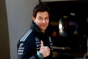 Verstappen chez Mercedes F1 dès 2027 ? Wolff dénonce des rumeurs 'absurdes'