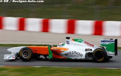 Sauber, Force India stick with original test dates