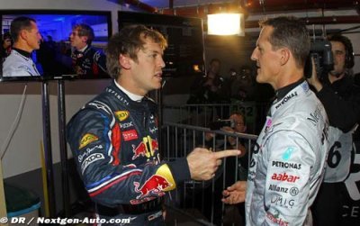 Vettel reçoit les félicitations de Schumacher