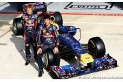 Vettel et Webber présentent leurs RB8 très spéciales