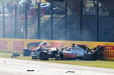 Sainz&nbsp;: Ce redémarrage était très dangereux&nbsp;!