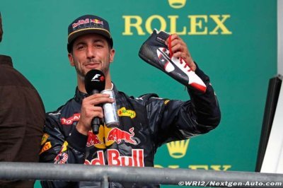 Hamilton ne compte pas faire une ’shoey’, c’est dégoûtant&nbsp;!