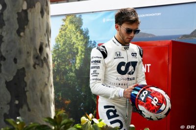 Gasly ne s’ennuie pas (trop) dans son hôtel à Dubai