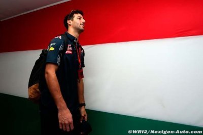 Ricciardo ’not scared’ of Verstappen