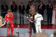 Hamilton et Vettel s'attendent à une lutte à trois pour le titre