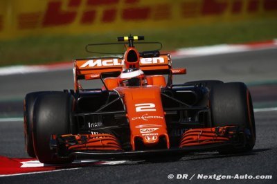 ’Big pressure’ on McLaren in 2018 - Vandoorne