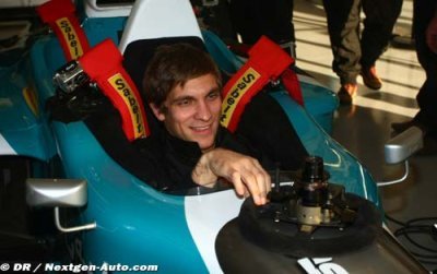 Ecclestone soutient la présence de Petrov en F1