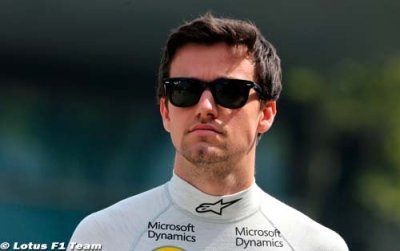 Palmer garde les pieds sur terre