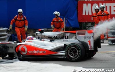 McLaren mechanic keeps job after Button failure