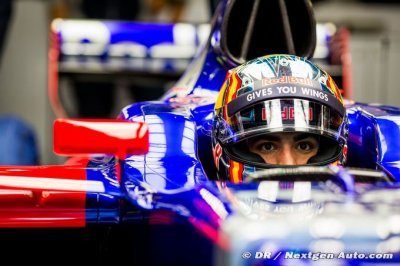 Carlos Sainz ne pense pas encore à changer d’équipe
