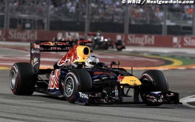 Ferrari et Mercedes GP courtisent Vettel pour 2015