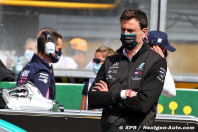 Häkkinen ’comprend’ que Wolff ait envie de prendre du recul