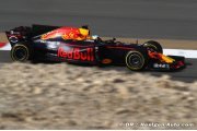 Bahreïn, Jour 1 : Ricciardo en tête à mi-séance, McLaren en panne