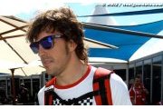 Alonso smirks at Hamilton's Senna-Prost comparison