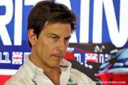 Wolff a dû réduire sa 'pression' pour éviter que Mercedes F1 s'effondre