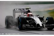 Magnussen in Malaysia for son's second race