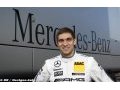 Petrov teste une Mercedes de DTM