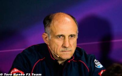 Toro Rosso accepte un moteur Ferrari 2015, Red Bull en crise