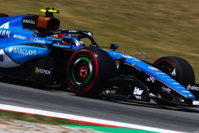 Sainz admits weighing how long to wait for Williams