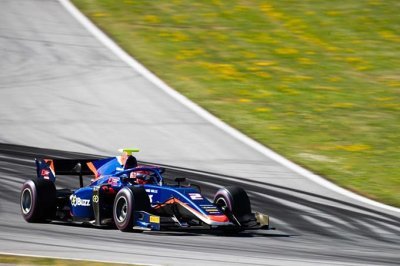 Spielberg, Course 1&nbsp;: Matsushita gagne devant Ghiotto