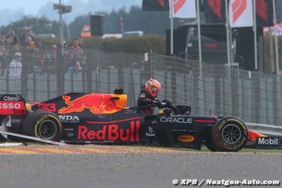 Une journée ’très positive’ pour Verstappen malgré l’accident