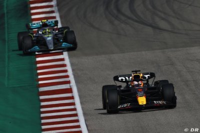Hamilton se battra à nouveau avec Verstappen en 2023 selon Marko