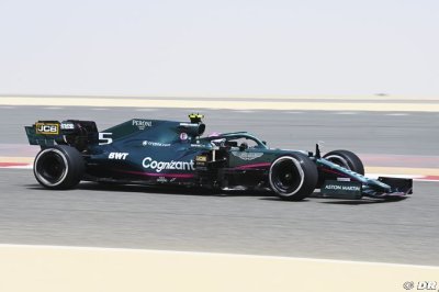 Vettel ne veut pas comparer les moteurs Ferrari et Mercedes
