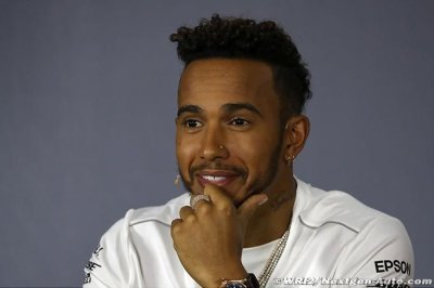 Hamilton chez Ferrari en 2019&nbsp;? Piero Ferrari esquive...