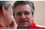 Pat Fry transporté à l'hôpital de Barcelone