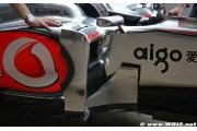 McLaren keeping chrome livery for 2011
