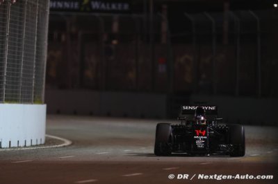 McLaren termine encore derrière les trois équipes de pointe