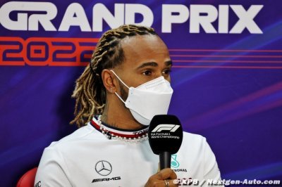 Hamilton promet d’être ’plus agressif’ en piste cette année