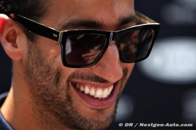 Ricciardo not denying $20m McLaren offer